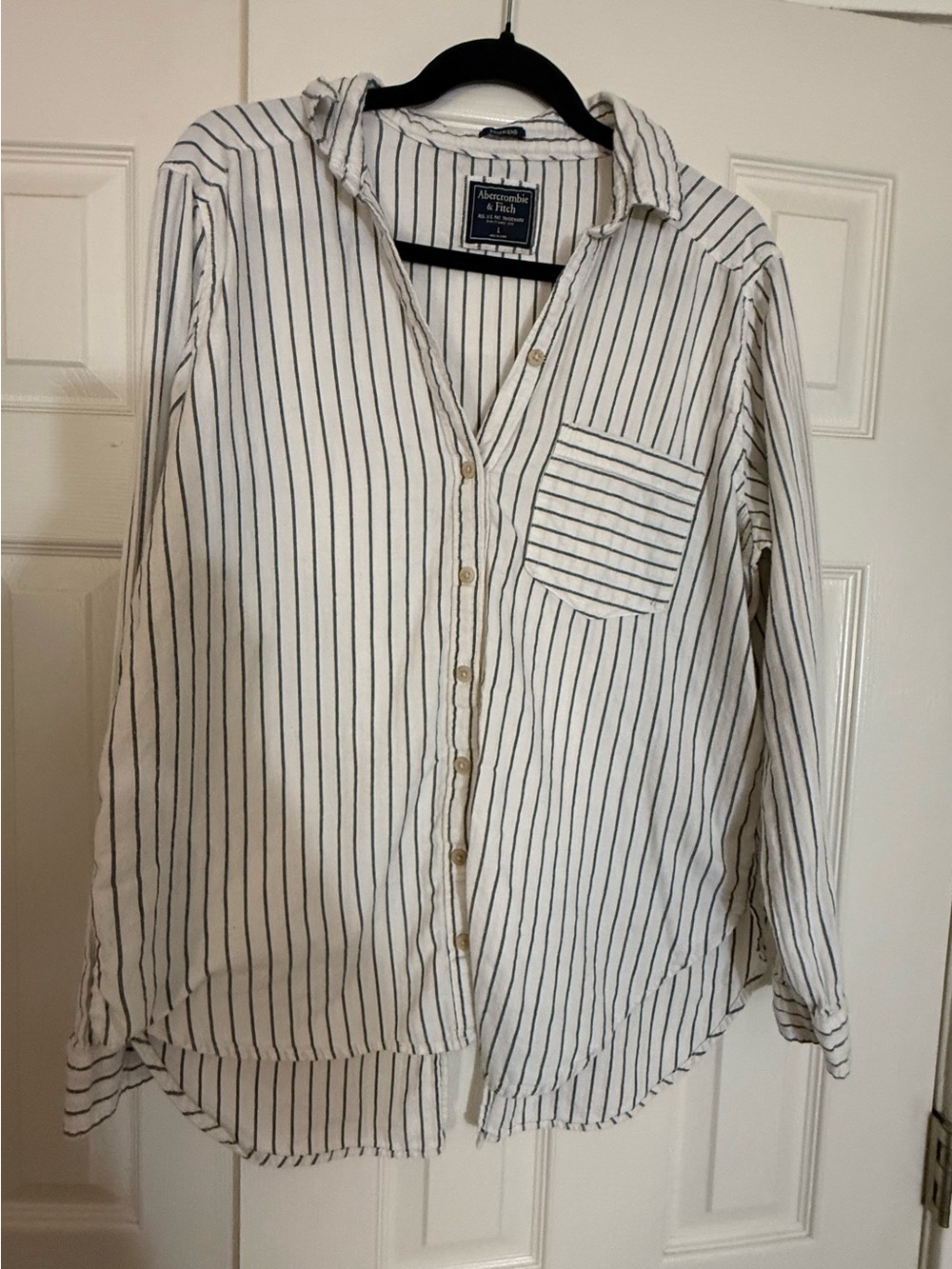 Abercrombie & Fitch Boyfriend Striped Button Front Shirt White Blue Large
